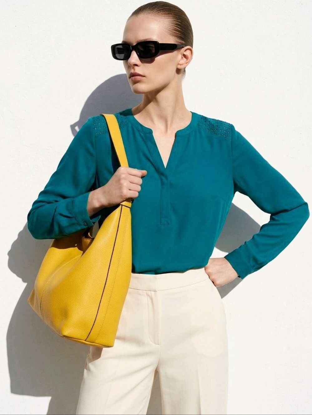 Van Heusen Teal Long Sleeve Blouse Small Split Neck Business Casual Office Top